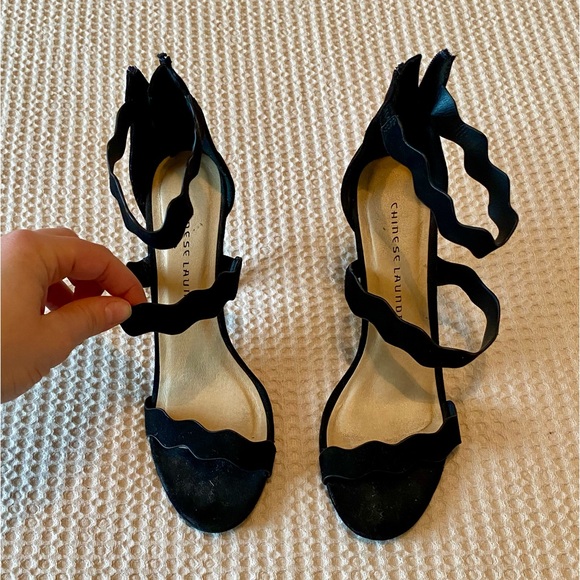 Chinese Laundry Heels - Picture 3 of 7